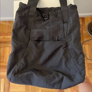 Lululemon Dual Function Backpack to Tote Bag 18L